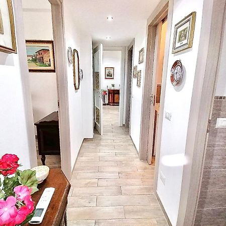 Апартаменти Relax Zambrini Лідо-ді-Остія Екстер'єр фото